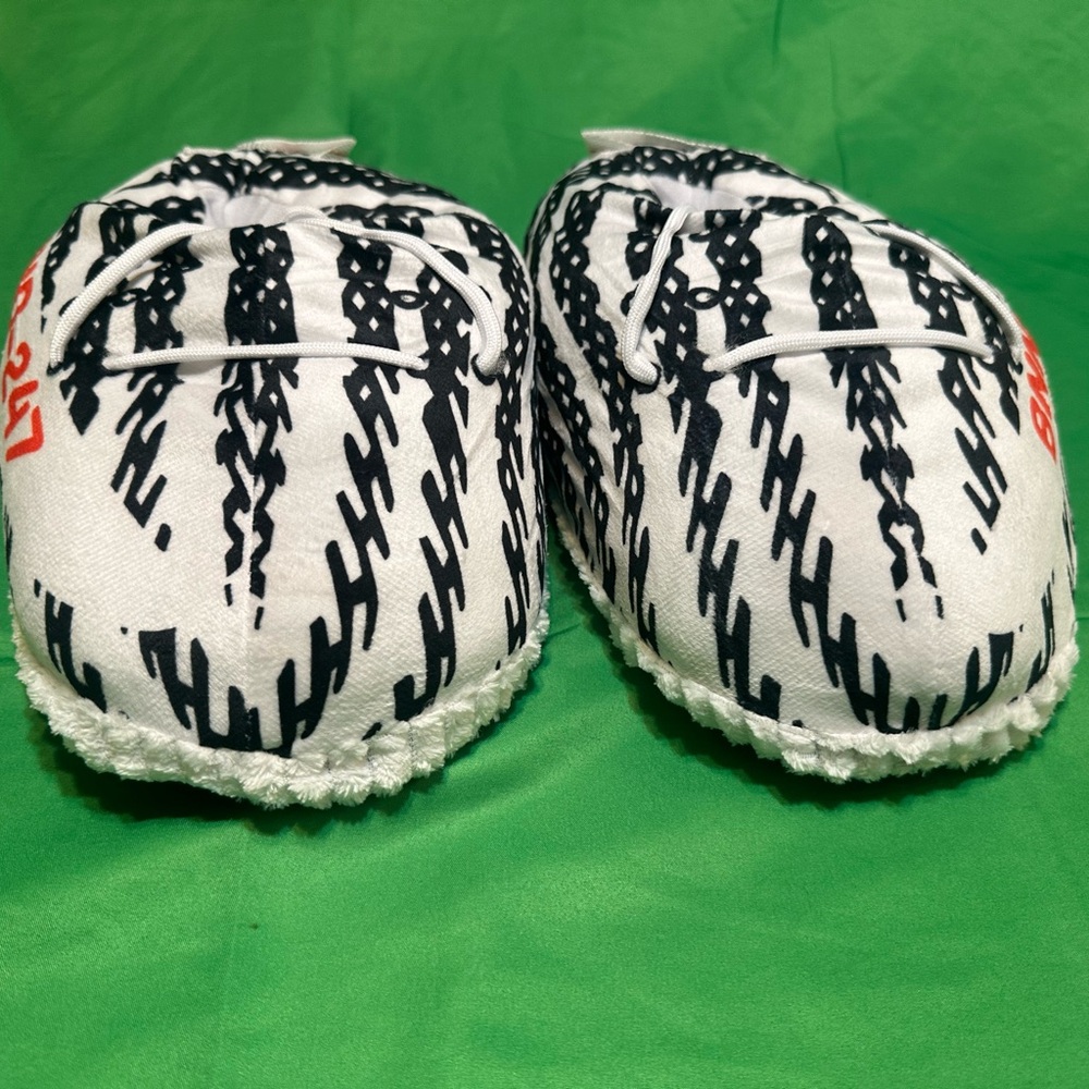 House shoes - Picture 4 of 6